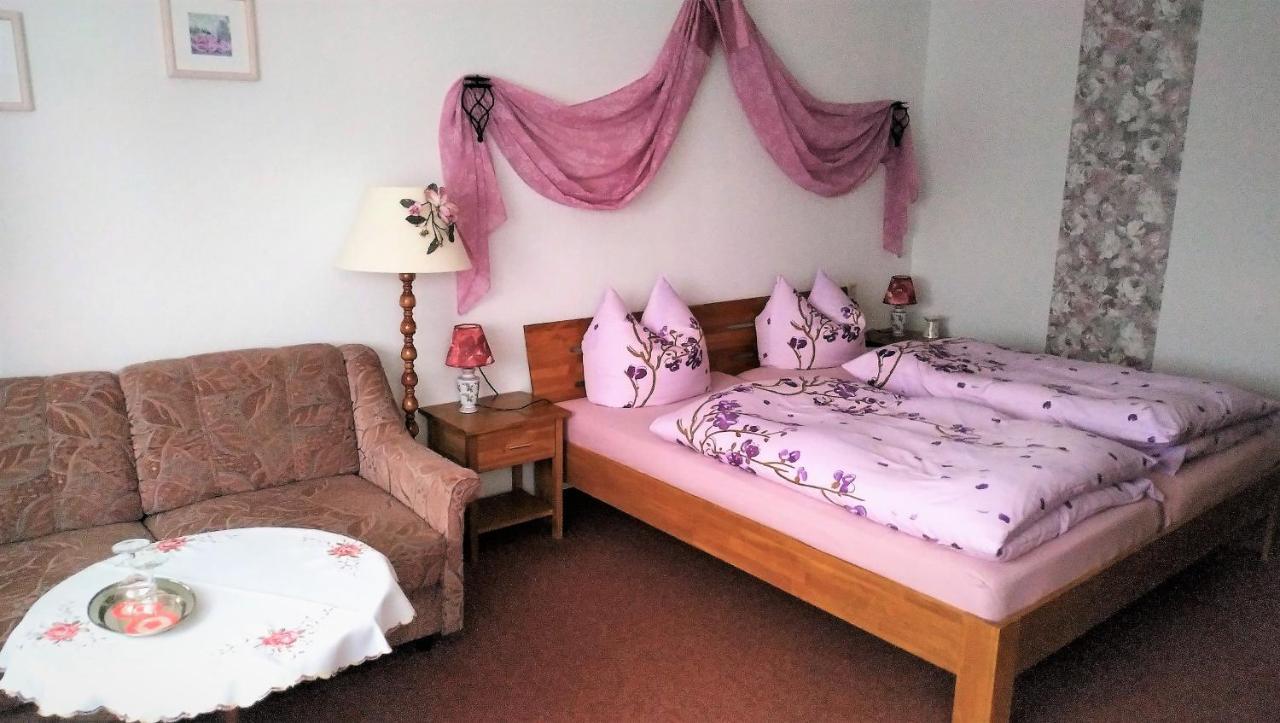 Pension Sonnenhuegel Markersdorf エクステリア 写真